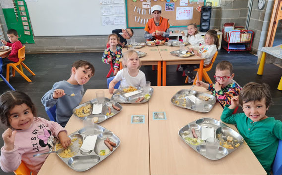 Menjadors escolars_Cuina Cassolana Menjadors escolars_Cuina Cassolana